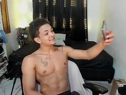 Dres4U online show from 4, 3, 2026