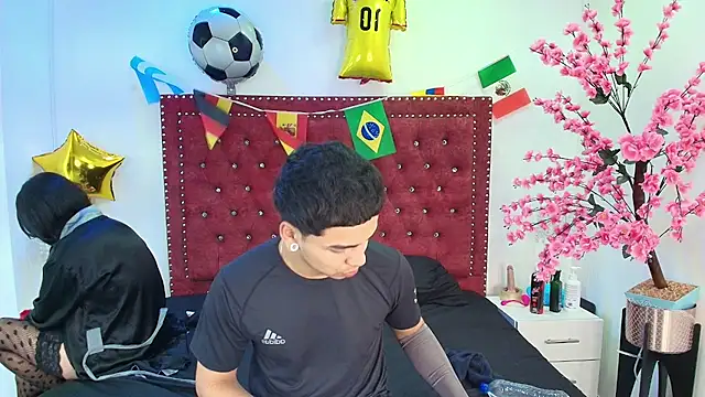 Jaden and sofia online show from 28, 6, 2026