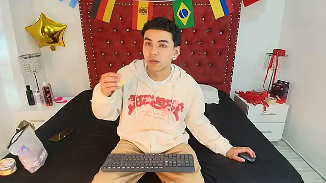 Jaden and sofia online show from 9, 7, 2026