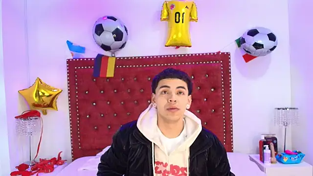 Jaden and sofia online show from 17, 7, 2026
