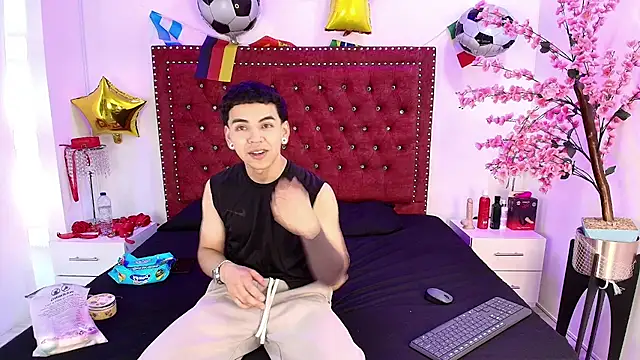 Jaden and sofia online show from 18, 7, 2026