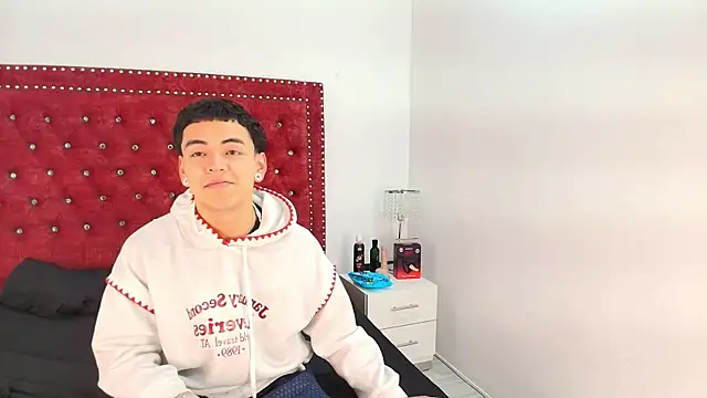 Jaden and sofia online show from 6, 8, 2026