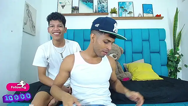 Interracial Snow Bunny online show from 21, 4, 2026