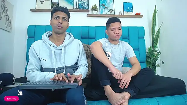 Interracial Snow Bunny online show from 25, 4, 2026