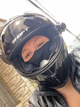 Scarlet auraa online show from 27, 2, 2026