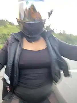 Scarlet auraa online show from 20, 4, 2026