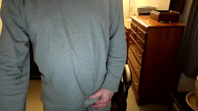 Snapshot of MatureSexy1700 chatting on 10, 1, 2026 MatureSexy1700 online show from 10, 1, 2026