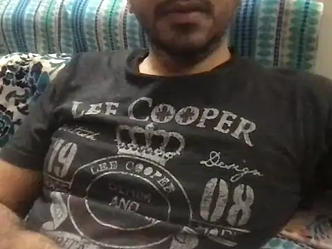 Snapshot of sundar85m chatting on 4, 2, 2026 sundar85m online show from 4, 2, 2026