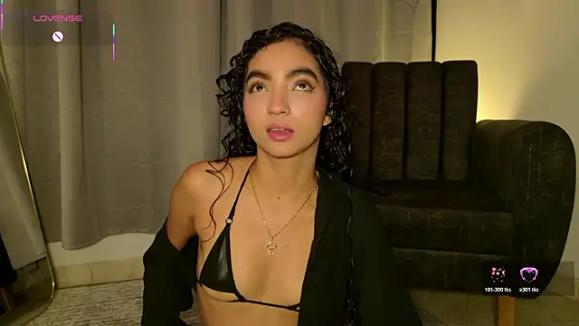 adelineevs online show from 19, 2, 2026