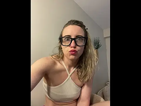 Ambrrr online show from 10, 6, 2026