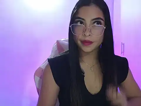 Daphne Grayy online show from 15, 2, 2026