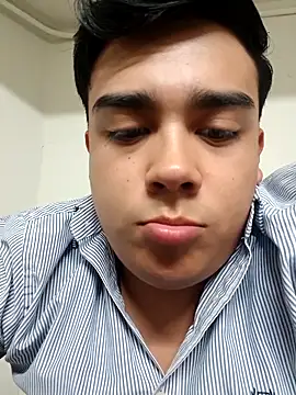 Snapshot of Yosoyelmismo-6737 chatting on 16, 1, 2026 Yosoyelmismo-6737 online show from 16, 1, 2026