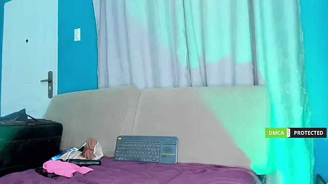 duathelastmilk online show from 22, 4, 2026