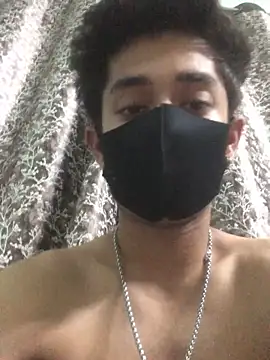 karan72819 online show from 28, 3, 2026