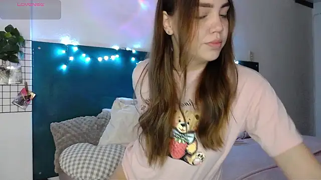 Snapshot of NebulaHavenn chatting on 11, 3, 2026 NebulaHavenn online show from 11, 3, 2026