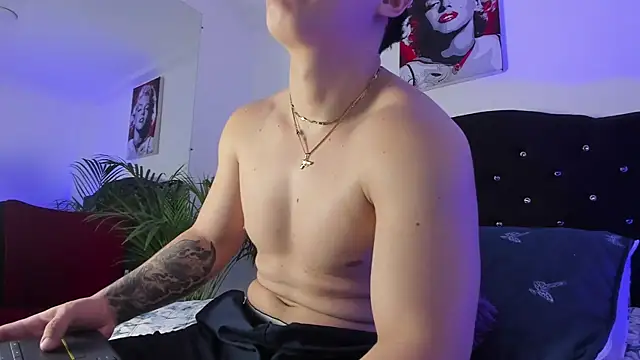 Liam saint online show from 27, 4, 2026