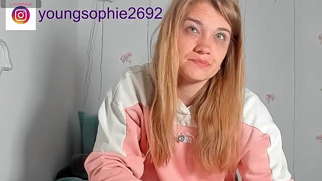YoungSophie online show from 26, 4, 2026