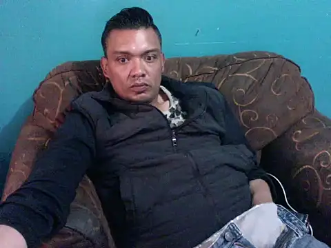 latinomoreno95 online show from 2, 3, 2026