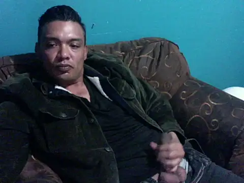 latinomoreno95 online show from 8, 4, 2026