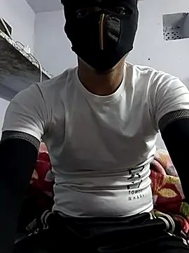 Snapshot of daksh__8_inche chatting on 13, 4, 2026 daksh 8 inche online show from 13, 4, 2026