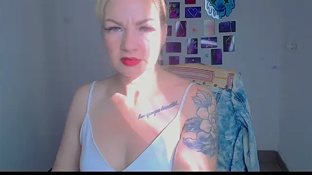 Snapshot of Madonna_Fire chatting on 11, 5, 2026 Madonna Fire online show from 11, 5, 2026