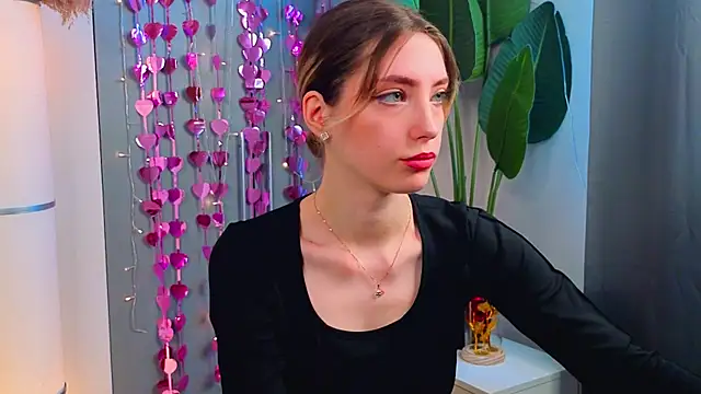 Snapshot of BrianneMallory chatting on 20, 2, 2026 BrianneMallory online show from 20, 2, 2026