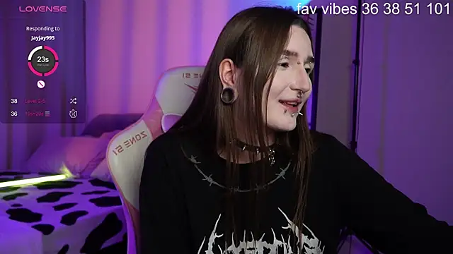 Alice Goth online show from 2, 7, 2026