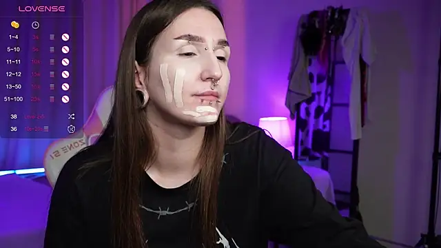 Alice Goth online show from 23, 7, 2026