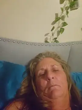 HotAzMilf online show from 24, 4, 2026