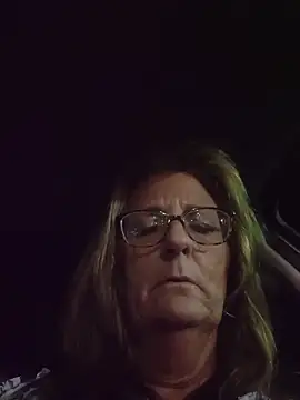 HotAzMilf online show from 28, 4, 2026