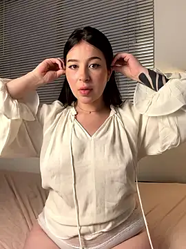 evelynrosess1 online show from 14, 1, 2026