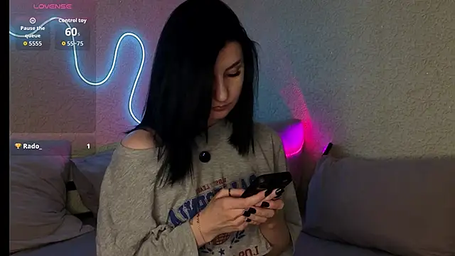 ValeryAlfie online show from 24, 4, 2026