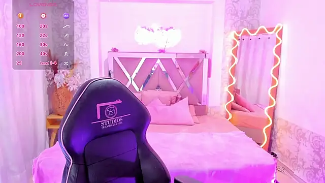 IRINA TAY1 online show from 24, 4, 2026