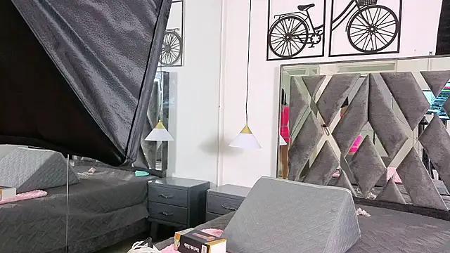 SalomeWilson online show from 10, 1, 2026