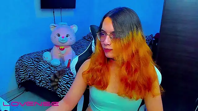 lillykittyyy online show from 11, 4, 2026