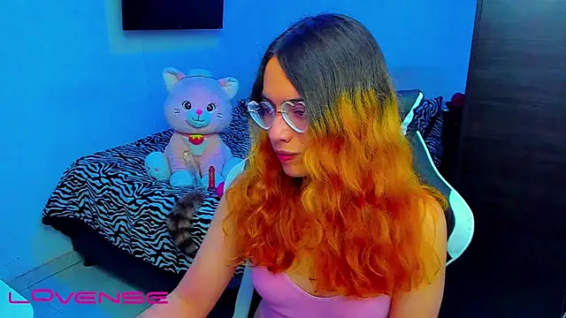 lillykittyyy online show from 30, 4, 2026