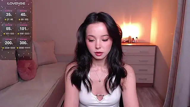 lia hetty online show from 25, 1, 2025