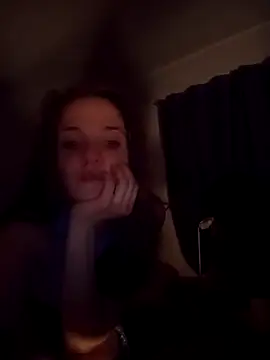 Snapshot of mishell26pc chatting on 5, 4, 2026 mishell26pc online show from 5, 4, 2026