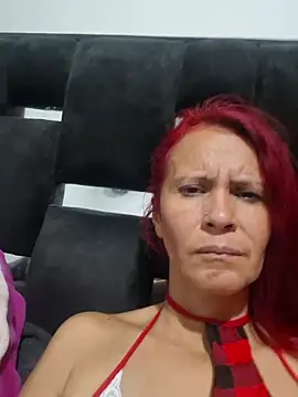 cintia love online show from 21, 4, 2026