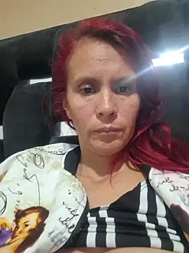 Snapshot of cintia_love chatting on 27, 5, 2026 cintia love online show from 27, 5, 2026
