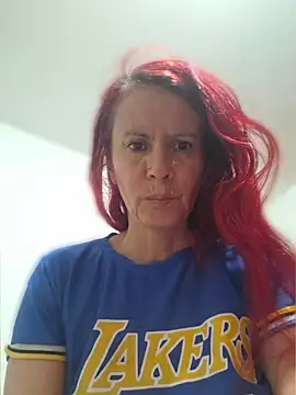 Snapshot of cintia_love chatting on 10, 6, 2026 cintia love online show from 10, 6, 2026