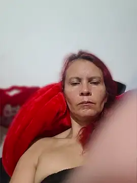 Snapshot of cintia_love chatting on 11, 6, 2026 cintia love online show from 11, 6, 2026