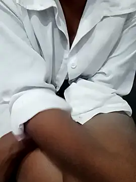 Snapshot of Sexy_sara09 chatting on 23, 2, 2026 Sexy sara09 online show from 23, 2, 2026