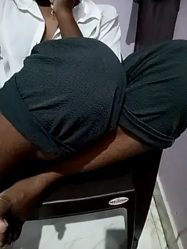 Snapshot of Sexy_sara09 chatting on 3, 3, 2026 Sexy sara09 online show from 3, 3, 2026