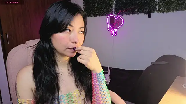 Snapshot of LolaOpalX chatting on 22, 4, 2026 LolaOpalX online show from 22, 4, 2026