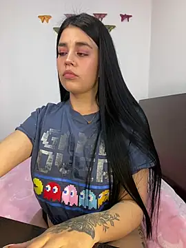 Snapshot of sophyy_white chatting on 16, 1, 2026 sophyy white online show from 16, 1, 2026