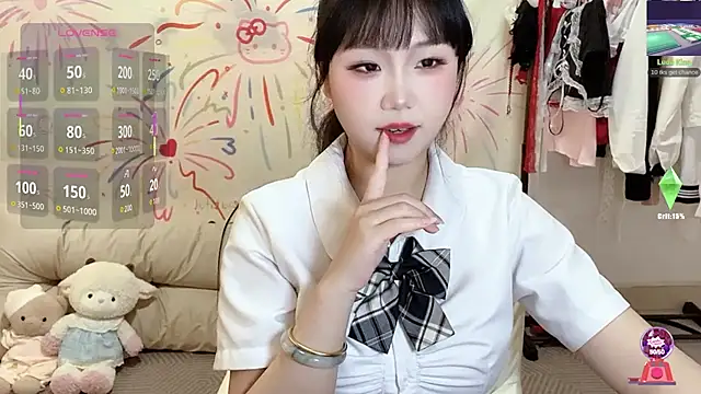 xiaoguai99 online show from 8, 4, 2026
