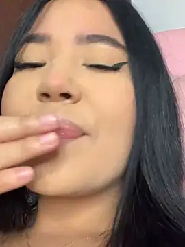 Snapshot of DulcePiink chatting on 14, 2, 2026 DulcePiink online show from 14, 2, 2026