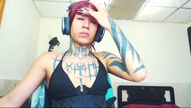 jazmin wolf online show from 23, 4, 2026