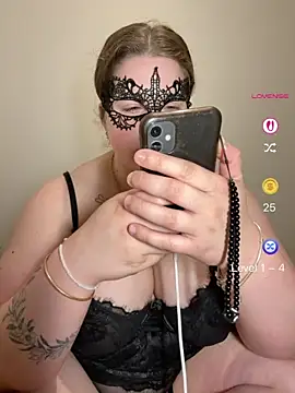 cherrylust12 online show from 27, 4, 2026